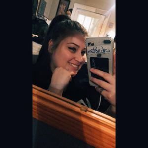 Meet your Posher, Jazmin